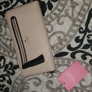 Never Used Leather Kate Spade Wallet